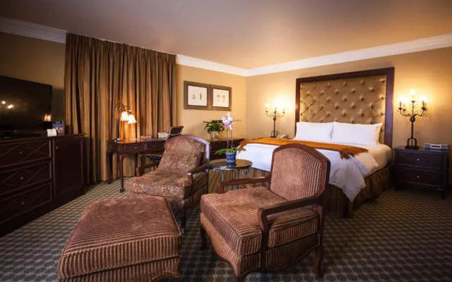 Double Suite with balcony and with city view