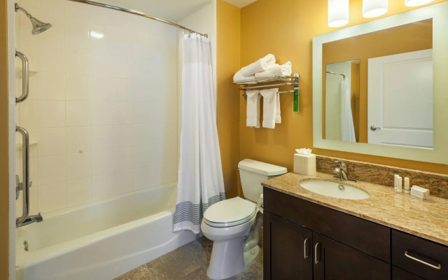 2 Bedrooms Suite