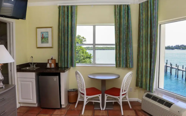 Studio with water view