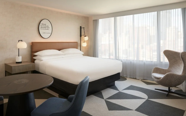 Standard Double room with city view