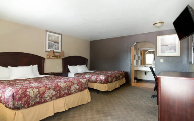 Standard Quadruple room