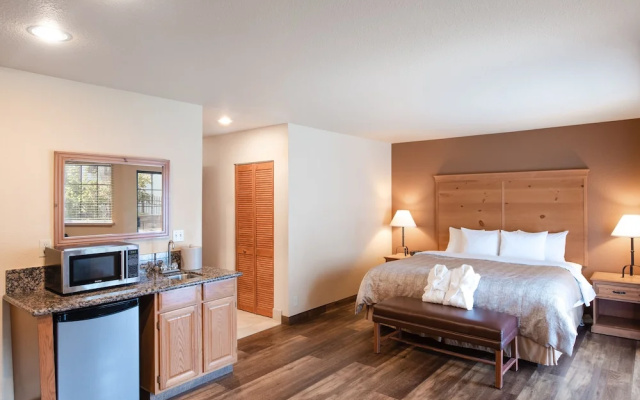 Grand room