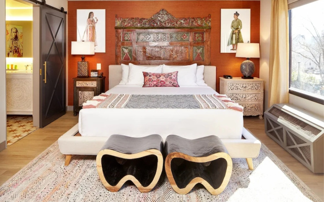 Double Junior Suite with pool view