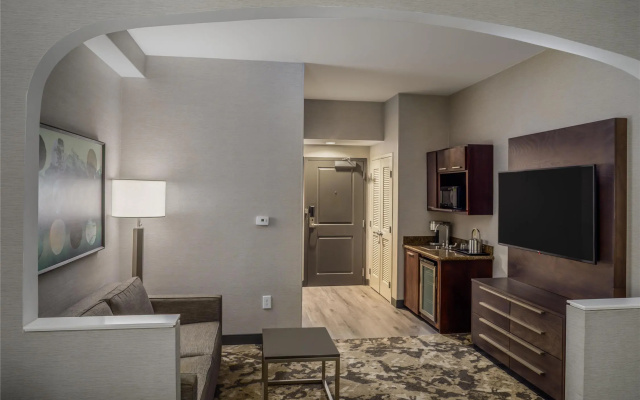 1 Bedroom Quadruple Suite
