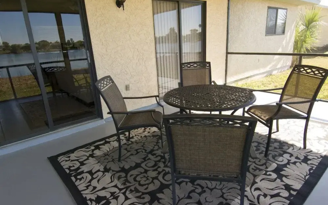 2 Bedrooms Cottage with lake view