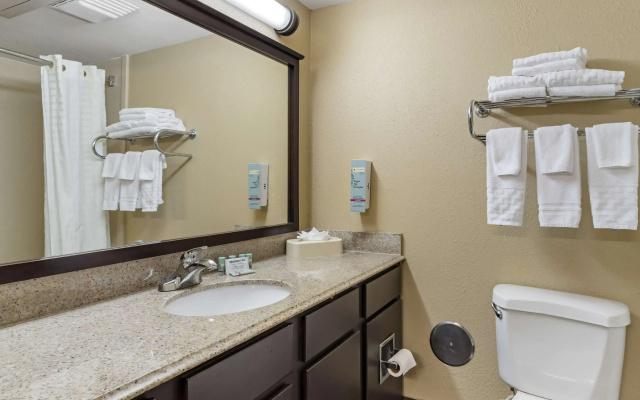 Quadruple Suite