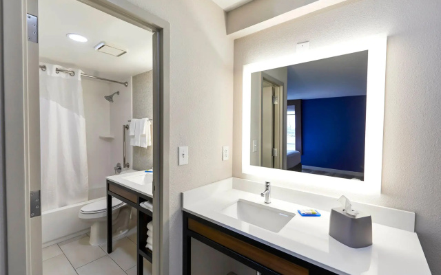 2 Bedrooms Quadruple Suite