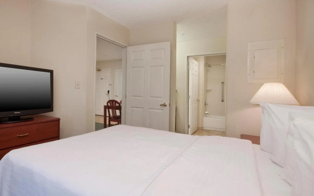 1 Bedroom Suite