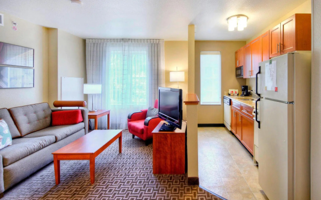 2 Bedrooms Suite
