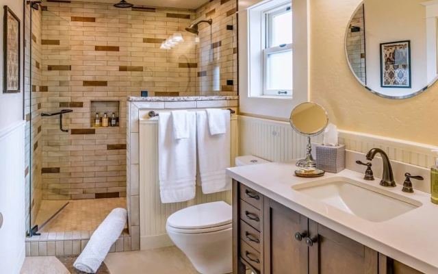 2 Bedrooms Cottage with balcony