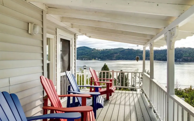 3 Bedrooms Cottage with balcony