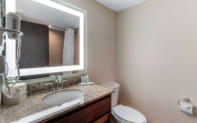 Double Suite