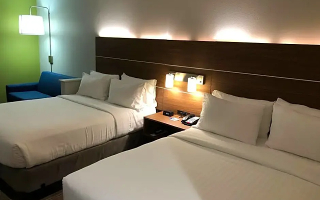 2 Bedrooms Suite