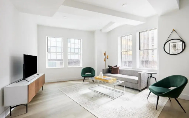 2 Bedrooms Apartment