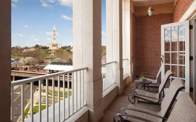 Presidential Suite with balcony