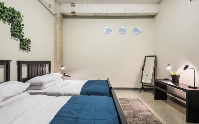 3 Bedrooms Apartment