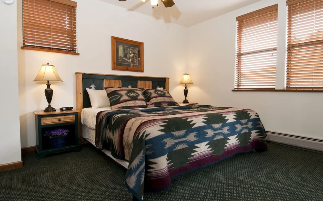 Double Suite with mountain view