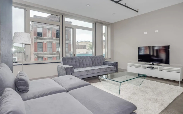 Luxury Apartment