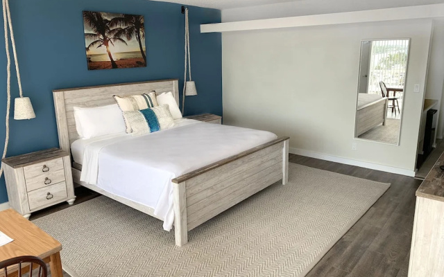 Premier Double room with balcony and with harbour view