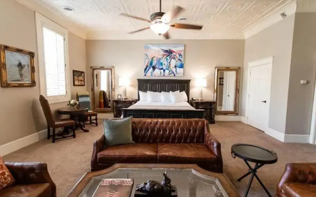 Executive Double Suite