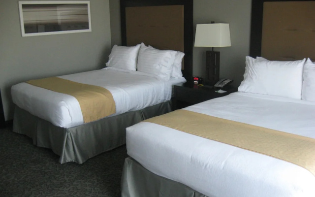 1 Bedroom Quadruple Suite
