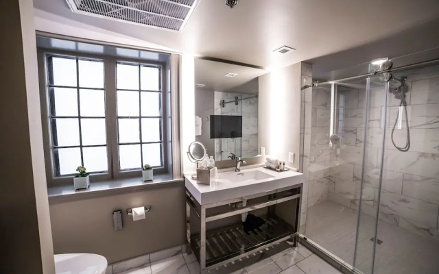 Premium room