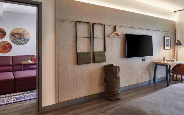 2 Bedrooms Quadruple Suite