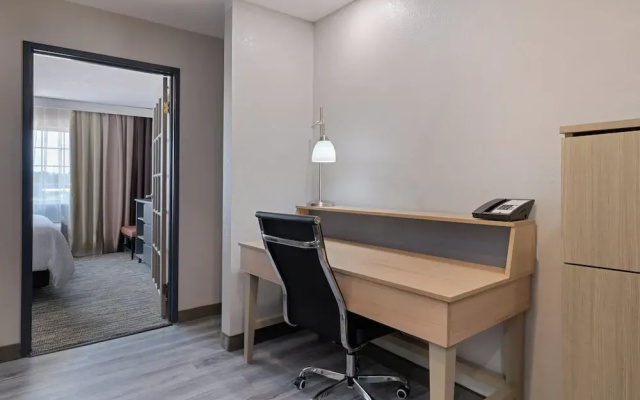 1 Bedroom Suite