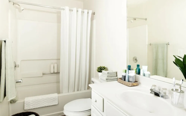 2 Bedrooms Suite