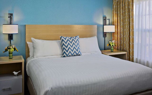 2 Bedrooms Suite