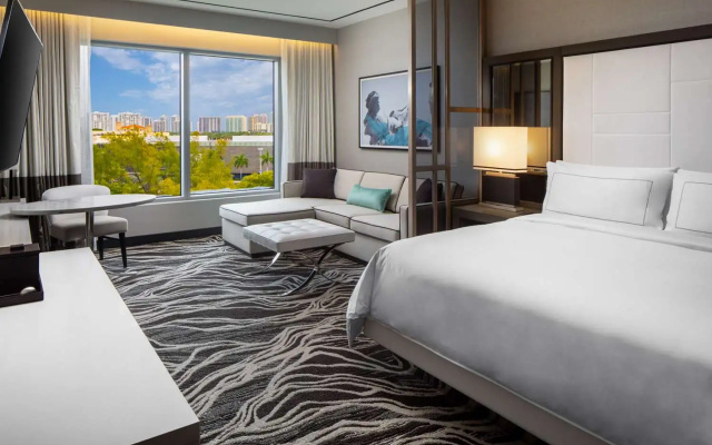 Deluxe Mobility Accessible Double room