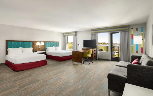 Quadruple Suite with balcony