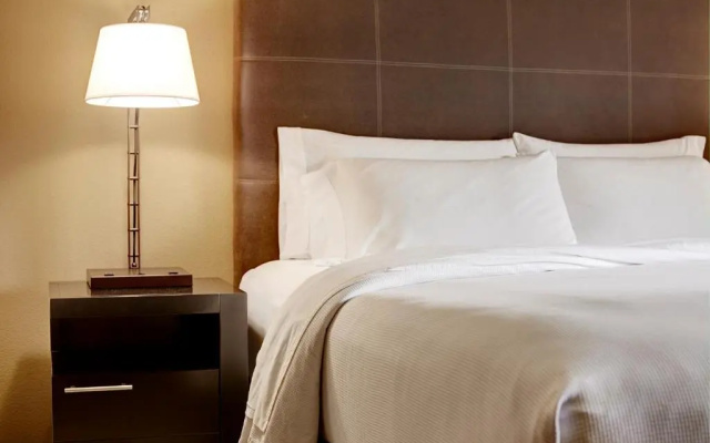 1 Bedroom Double Suite