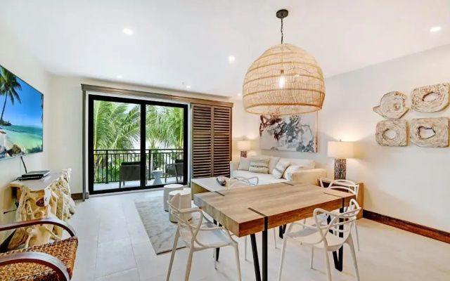 Double Suite with pool view