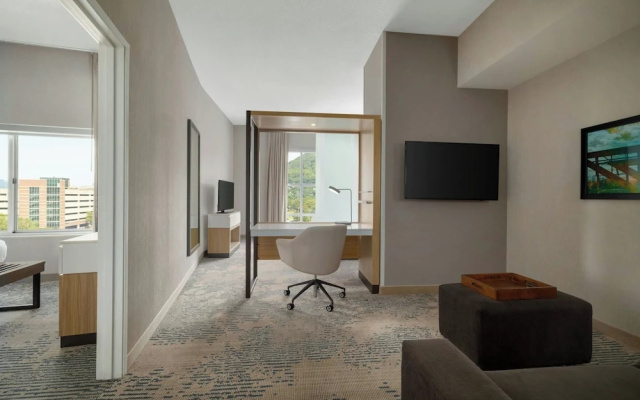 2 Bedrooms Suite