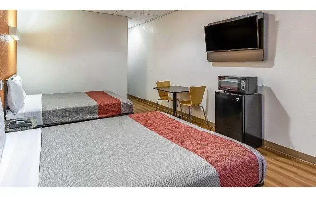 1 Bedroom Standard Quadruple room