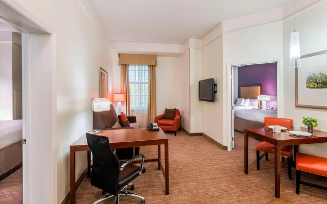 2 Bedrooms Suite