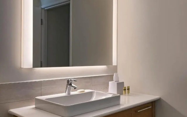 1 Bedroom Double Suite