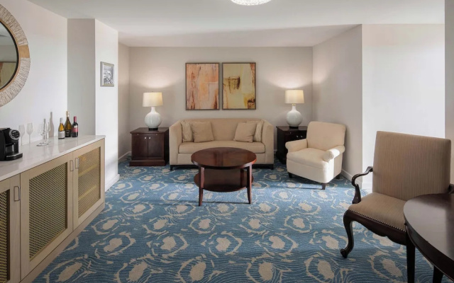 Deluxe Suite