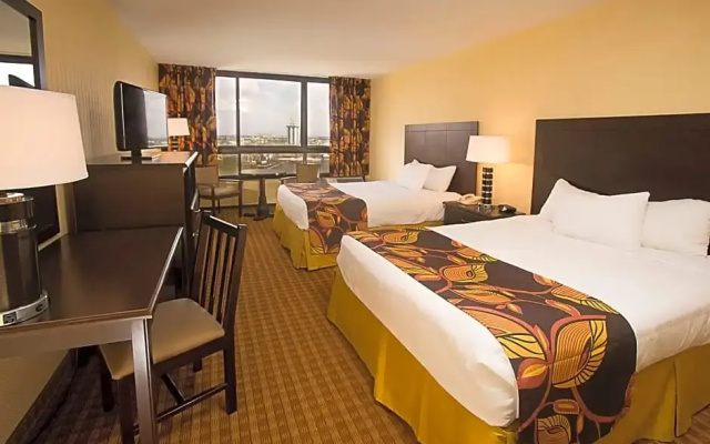 Superior Quadruple Suite with city view