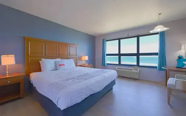 Standard room with ocean view
