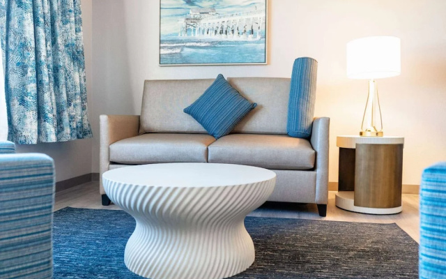 1 Bedroom Quadruple Family Suite with balcony and with pool view