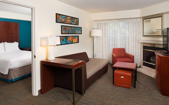 2 Bedrooms Suite