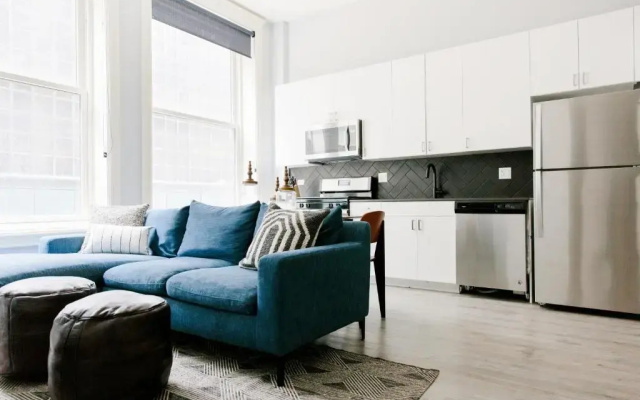 Deluxe Apartment