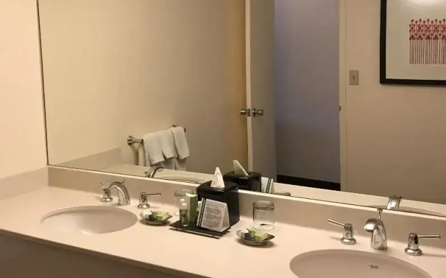 Deluxe Quadruple room with balcony