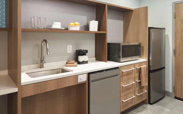1 Bedroom Suite