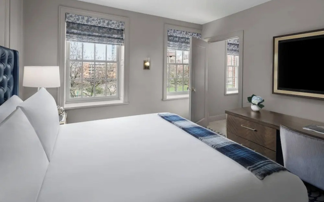 Executive Double Suite with park view
