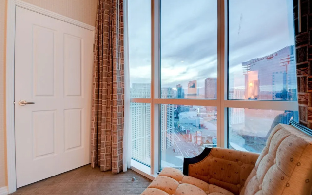 2 Bedrooms Studio with balcony