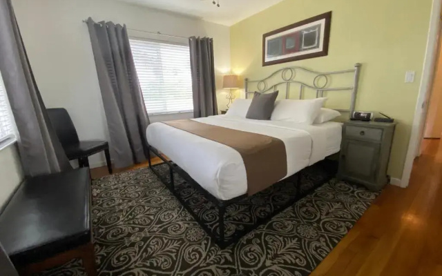 2 Bedrooms Suite