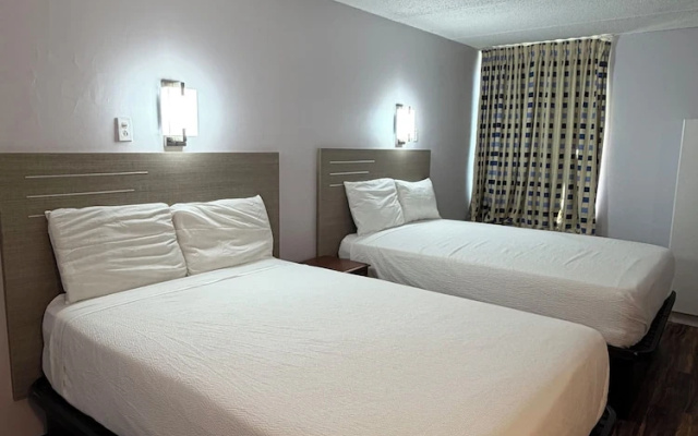 Deluxe Quadruple room